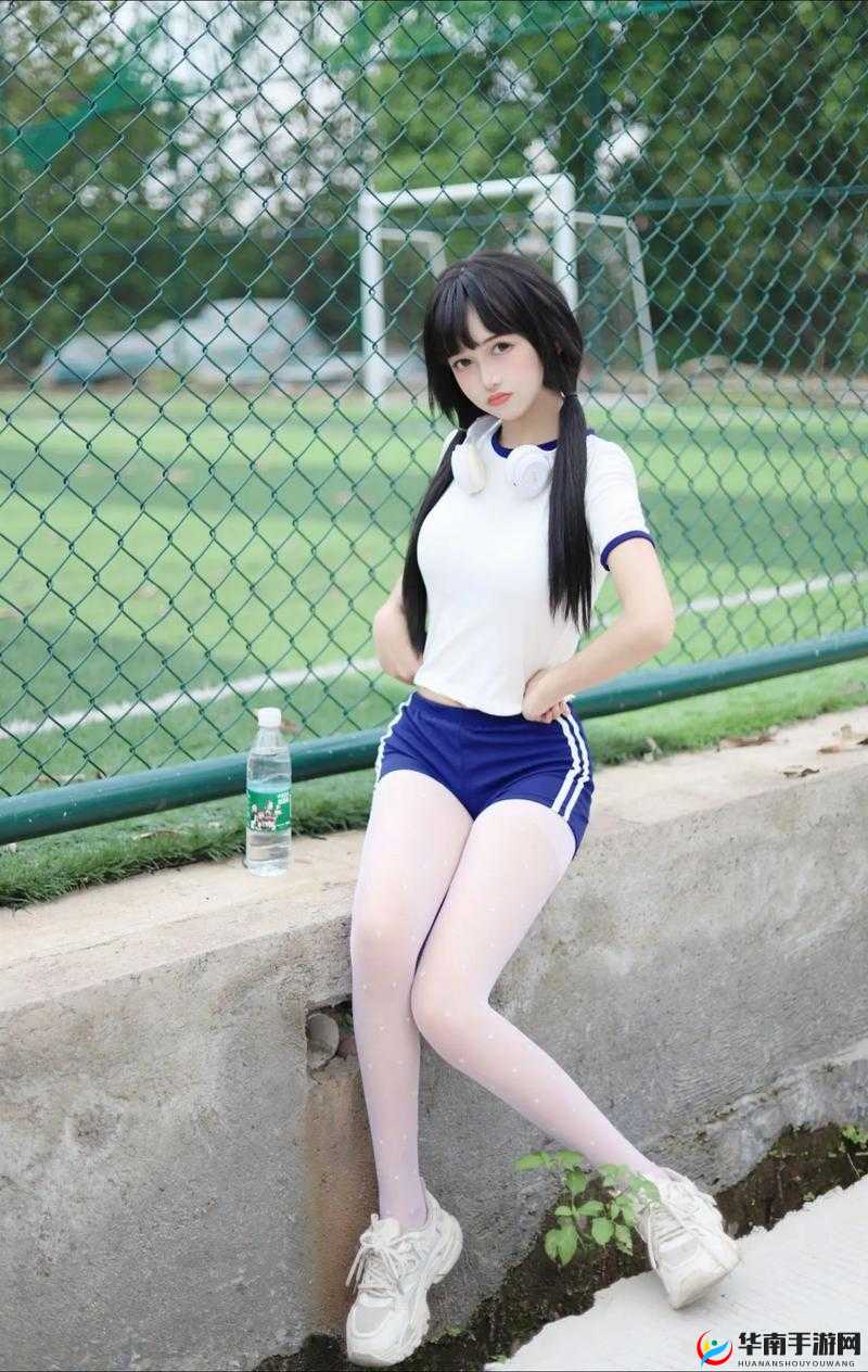 白丝美女被操的激情瞬间与火辣演绎