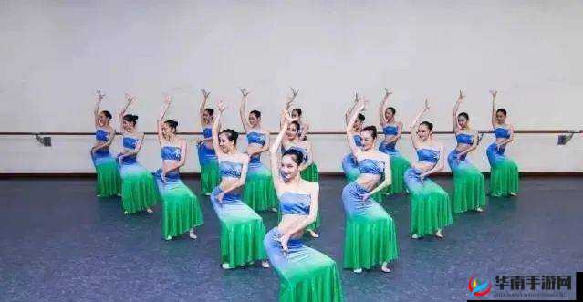 可乐操黄片：一场颠覆传统的创意舞蹈表演