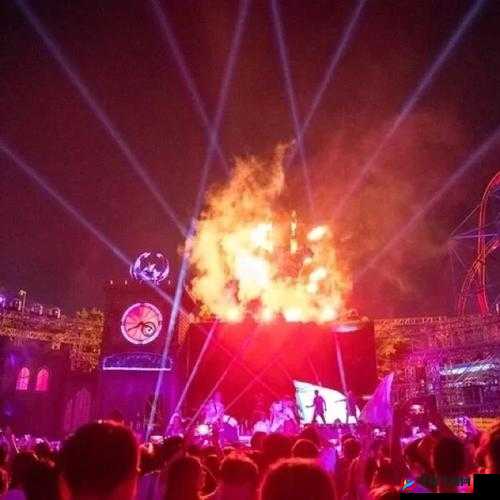 男生女生一起差差差场景带真实声音震撼呈现