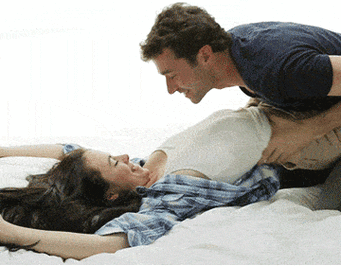 看操毛逼我们：探讨私密行为的公众讨论