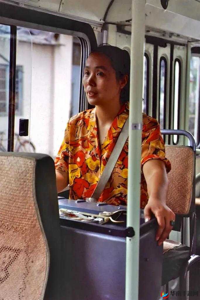 第一章公交车售票员用 b 检票的工作日常