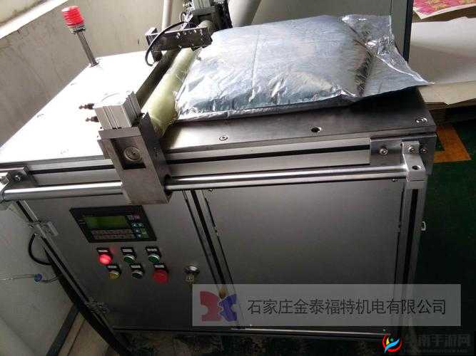 交videos 老少配 COM：探索跨越年龄的禁忌之爱