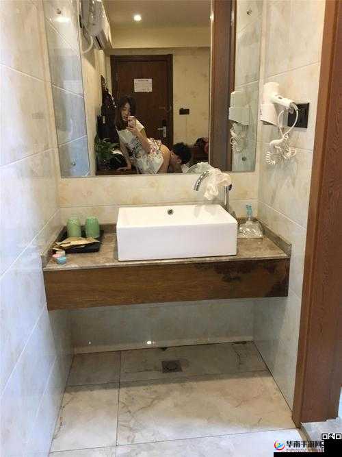 口爆自拍：探索私密与自我表达的新边界