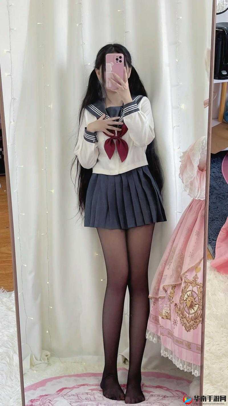 六年级 jk 扣出浆事件引争议:为何未成年人成为网络焦点?