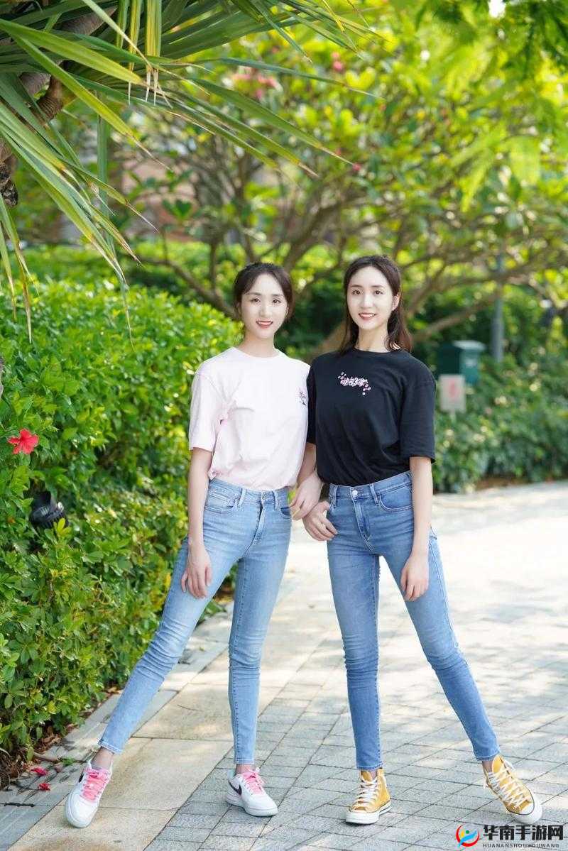 双胞胎姐妹齐上阵合作演绎别样精彩