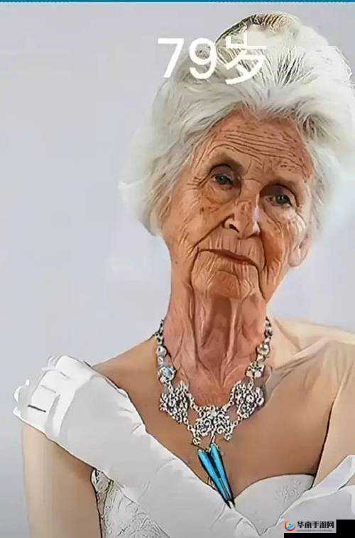 老太太cheapwindowsvps80岁：一位历经沧桑的世纪老人