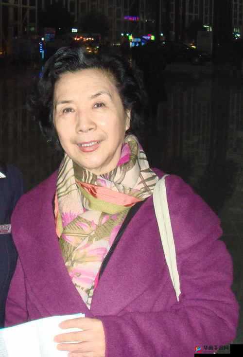 老周与赵青在货车里的别样经历