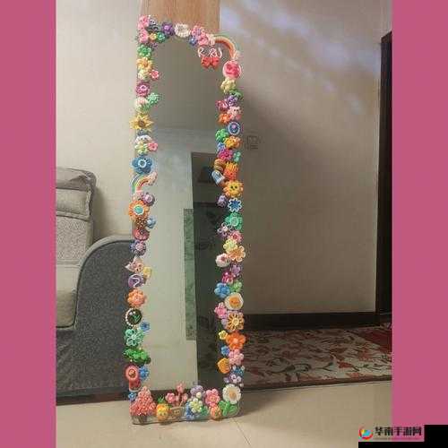 抬头镜子接合处玩法：探索创新组合与多样乐趣呈现