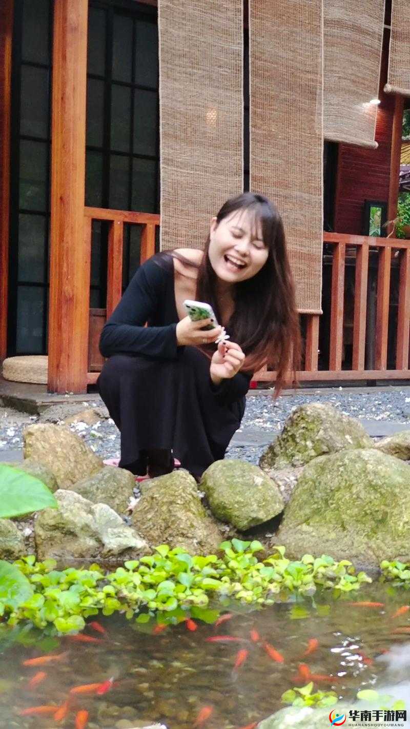 甜美姐姐居然在朋友家干了这种事真让人意想不到啊