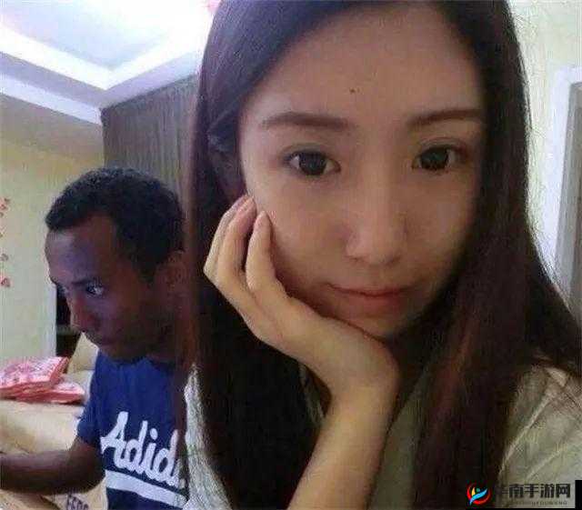 女子初尝黑人巨物后发出嗷嗷叫的震撼体验