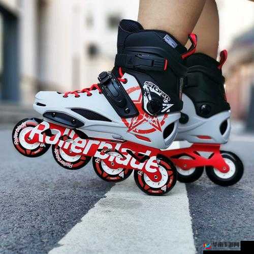 男女生拆拆拆很痛轮滑鞋下载：探索轮滑鞋背后的故事