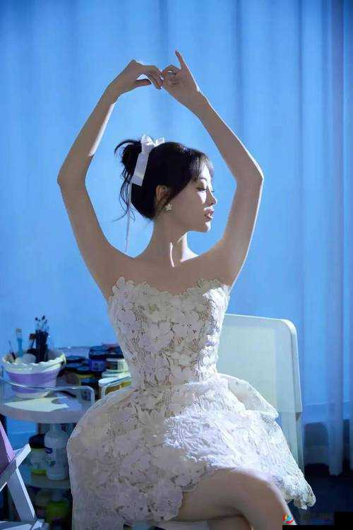 亚洲永久无码 7777kkk 带来的独特视觉盛宴