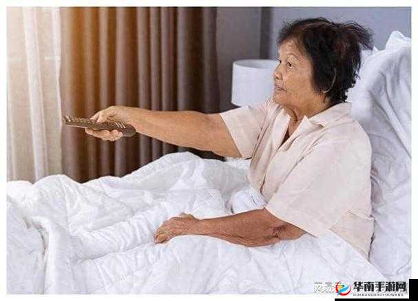 父母房间深夜传出黏水声，这是怎么回事？