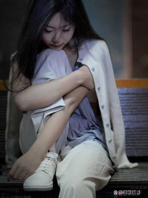 丰满岳乱妇：不伦之恋背后的情感挣扎