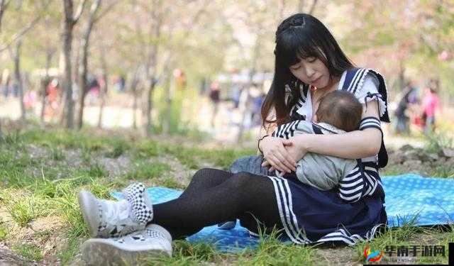 一边吃着一面膜下奶直接看：哺乳期女性的私密时刻