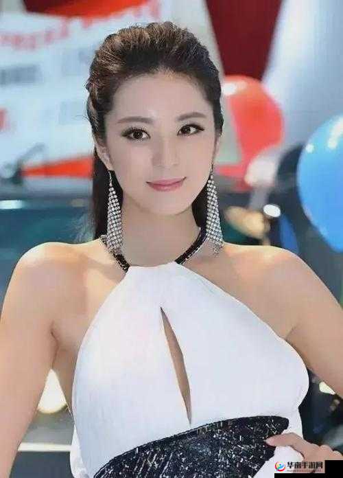 中国模特口爆：一场独特的表演艺术