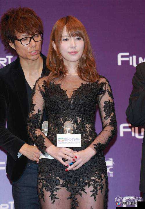 亚洲知名女演员波多野结衣全裸写真集：结衣的诱惑