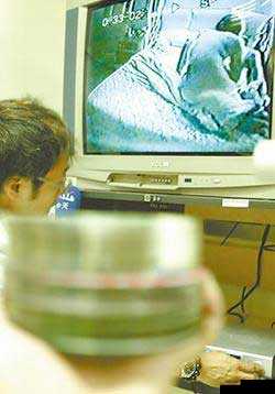 都市激情下的自拍偷拍那些不为人知的故事