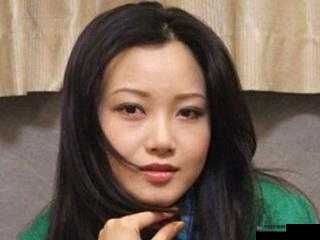 汤芳无毛：一位以大胆著称的成人模特