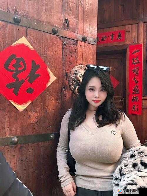 大胆国模大尺度私拍：窥探极致诱惑与私密瞬间