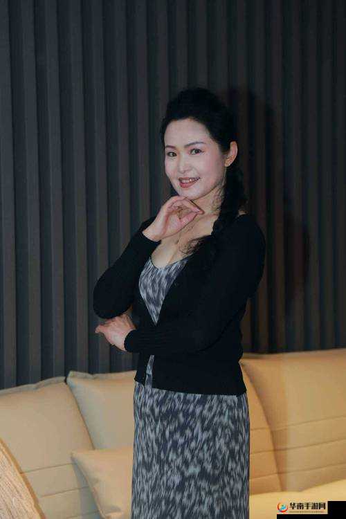 亚洲熟女综合:久久久久噜噜噜,无尽的激情与诱惑