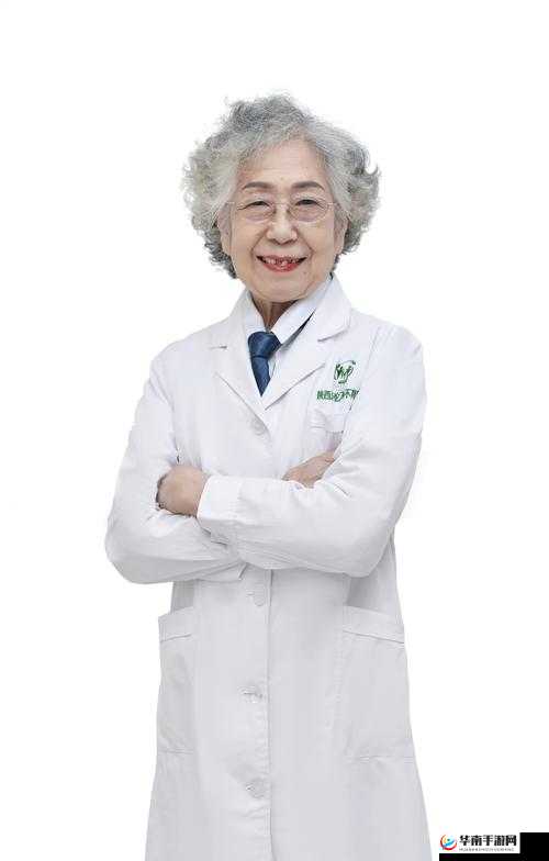 女医生温柔地给我做 b 超