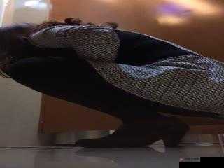 农村沟厕盗摄大白屁股：隐私被侵犯的乡村之痛