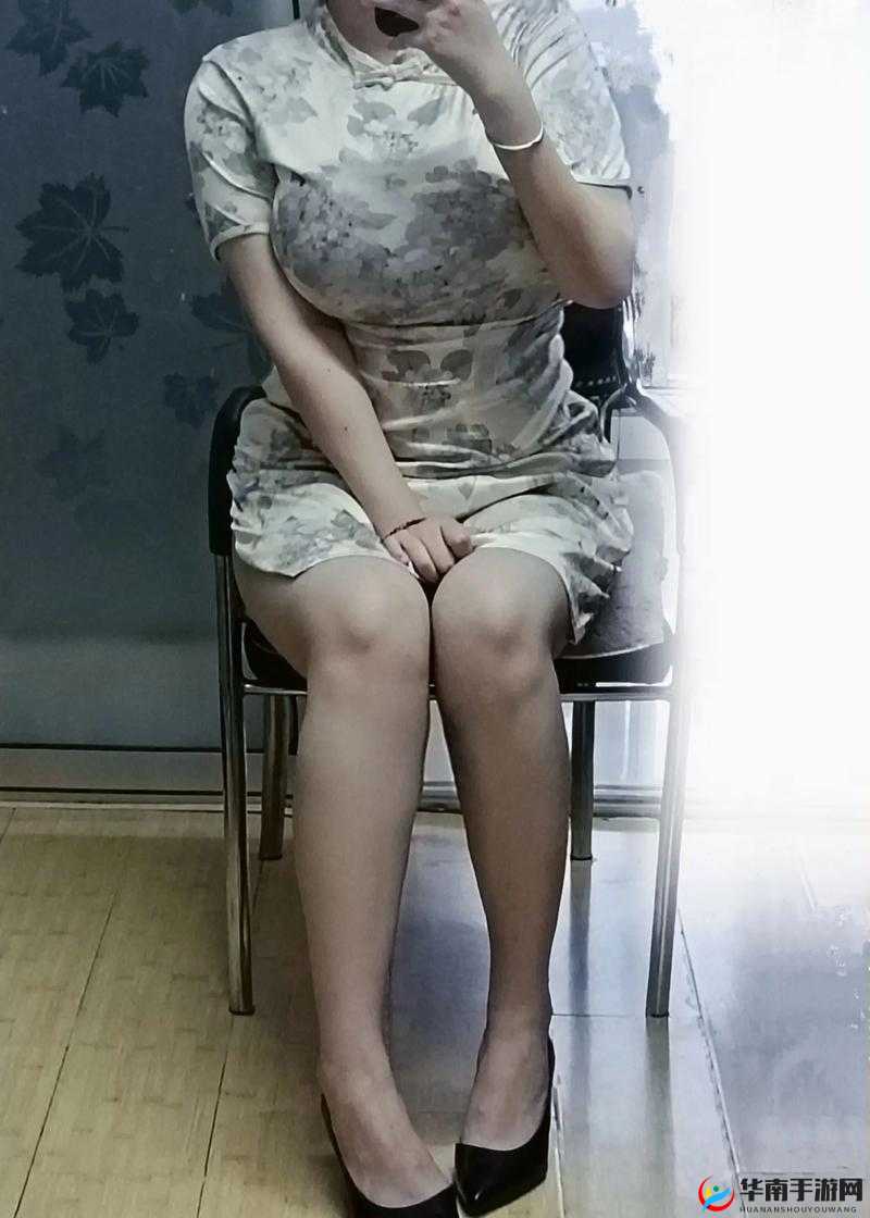 少妇性饥渴：深夜求欢的难耐欲望