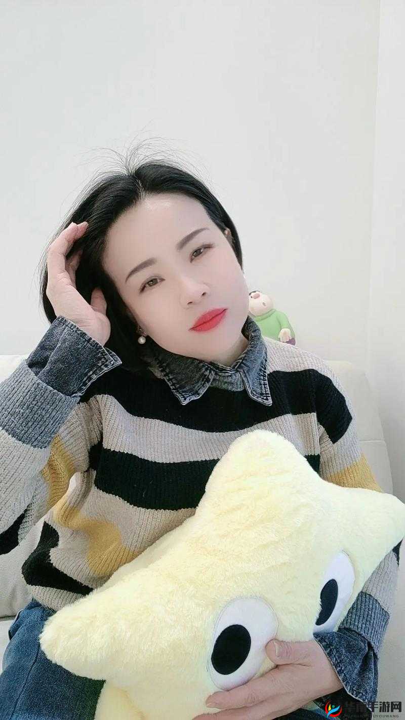 口爆自拍:一种私密而刺激的自我表达