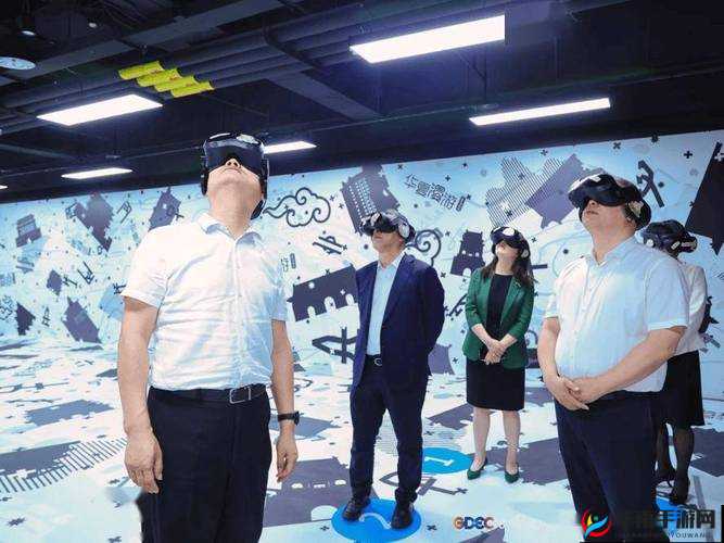 多人交互式 VR：突破传统，创造全新社交体验