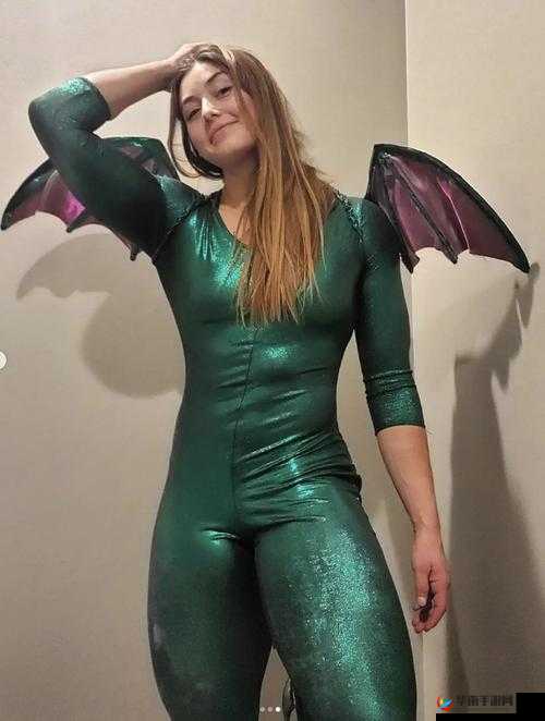 欧美猛交：性与力量的激情碰撞