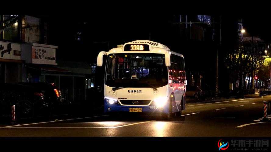 公交末排的高 C 体验：极致私密的快感旅程