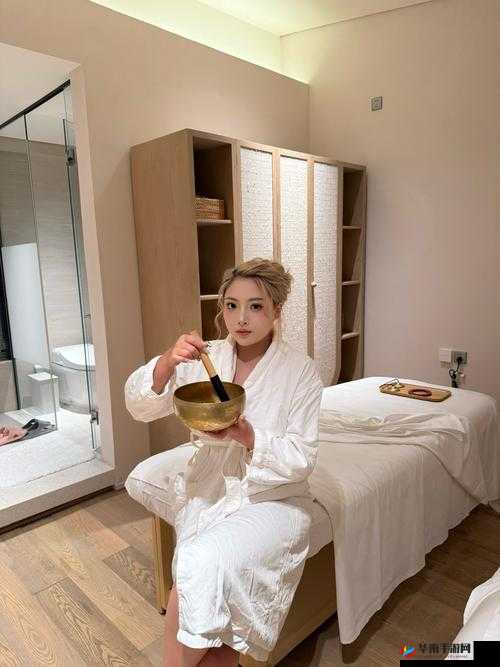 四川小少妇 BBAABBAA 的火辣生活:揭秘她的秘密花园