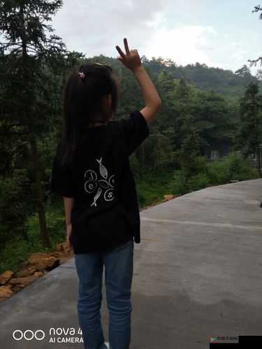 大学生漂亮小瘦子 4 ：青春活力与梦想交织的精彩之旅