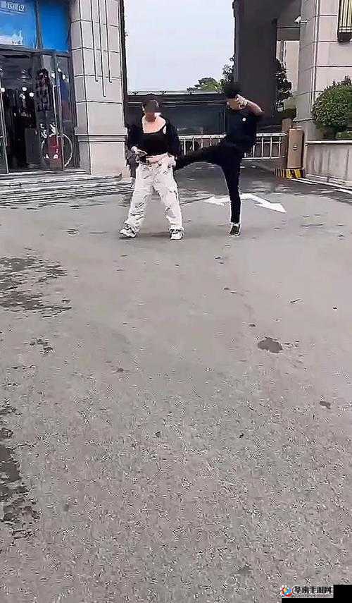 打女孩子时下手需狠绝不能留情