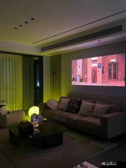 高清家庭影院投影仪：打造震撼家庭视听盛宴