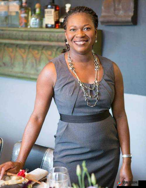 法国女佣梅丽莎劳伦的出生日期 2023:她的故事与成长历程