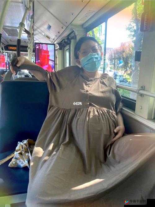 放荡大屁股孕妇的独特孕期风情故事