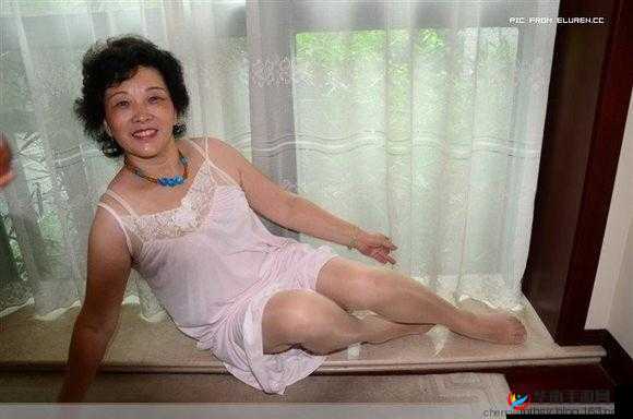 chinese 山西老熟女 bbw：丰腴的魅力无法阻挡