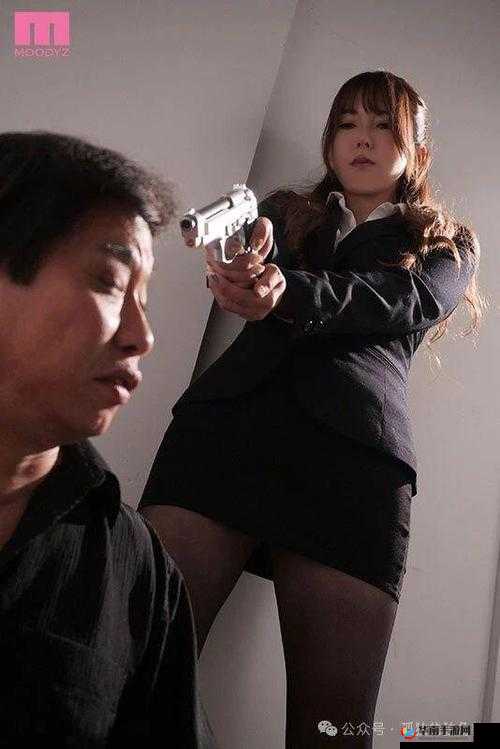 夫の上司に饰られた人妻：人妻与上司间的隐秘纠葛