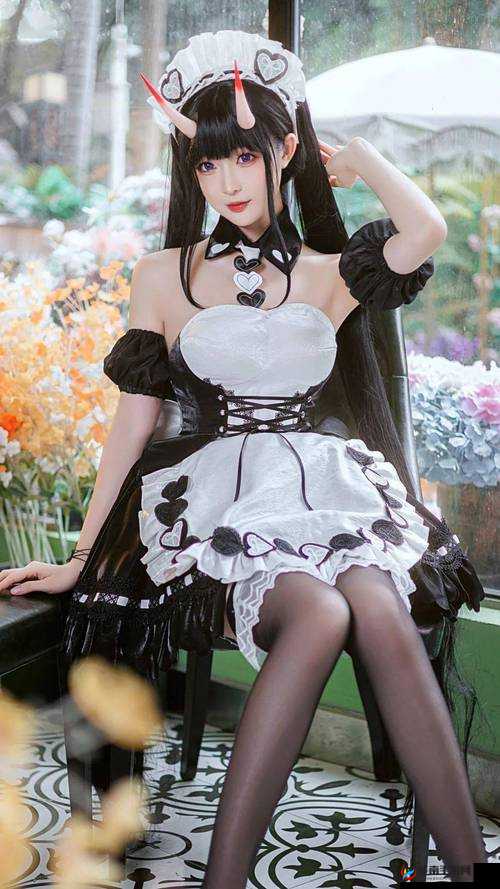 女仆扒开腿秘让人桶爽：极致私密快感体验