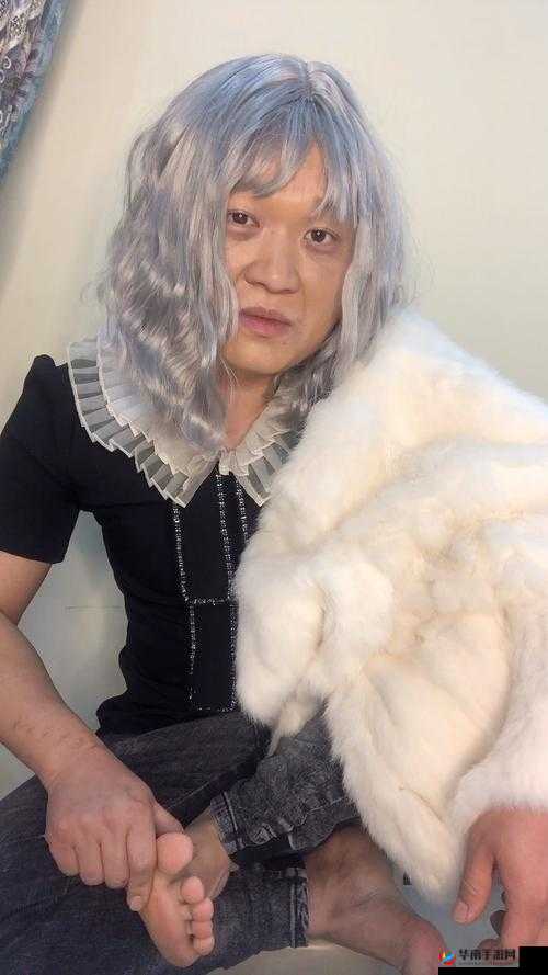 和大叔奔现后 1v1：开启一段浪漫又未知的旅程