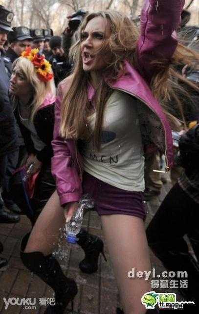 欧美 WWBBBB 撒尿，引发全球热议的现象级事件