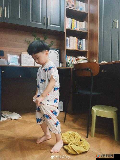 小女孩吃小男孩小叮当视频在线观看：引发关注的奇特现象