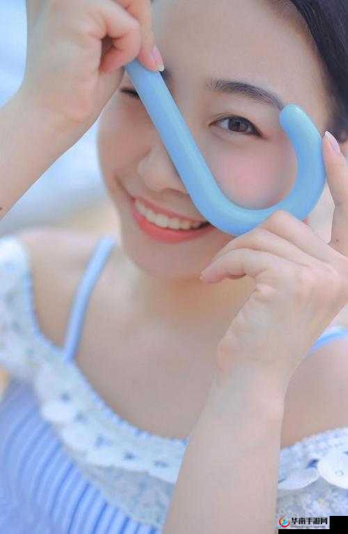 可爱迷人的粉粉嫩嫩的 18 虎白女：带你探索甜美与性感的完美结合