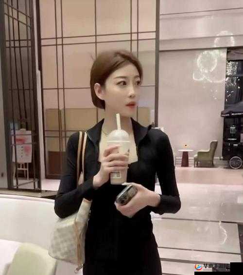 桐桐桐桐铜铜深色所蕴含的独特魅力与深意