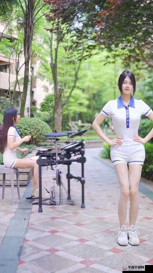 双胞胎姐妹齐上阵，秘境探险奇遇记