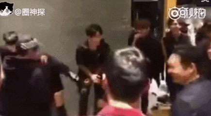 一边膜上面一边下面膜韩国：亚洲娱乐产业的新现象