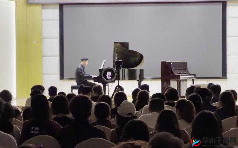 把教授按在地上做了一节课:惊世之举的课堂演绎