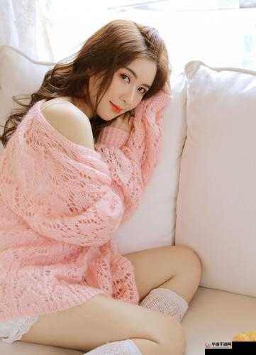 极品粉嫩小泬白浆 20P：极度诱惑的私密影像